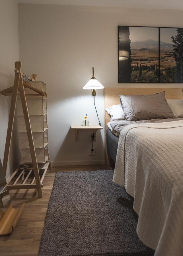 Lilla Dalbo "Adults Only, Djurfritt", Ulvoen Hoega Kusten Ulvöhamn Buitenkant foto